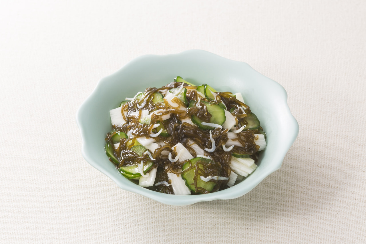もずくとチリメンの酢の物(49Kcal)